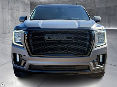 Used 2021 GMC Yukon XL SLT image 5