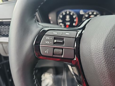 Used 2026 Honda CR-V EX-L image 17