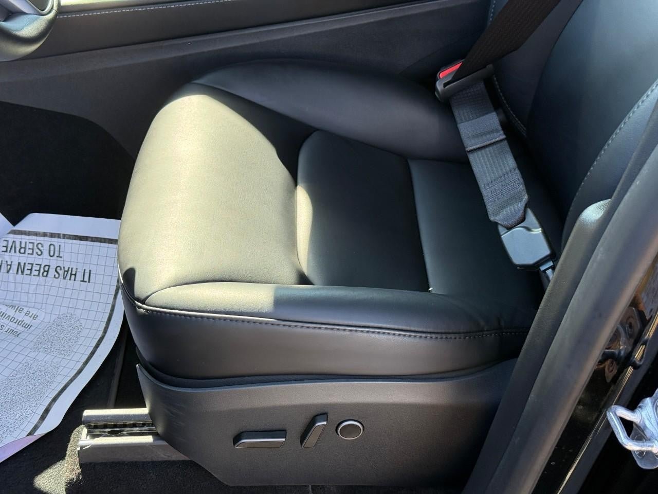 Used 2024 Tesla Model Y Long Range RWD image 14