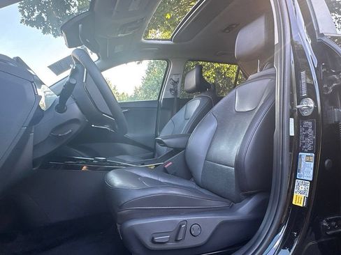 Used 2023 Kia Niro Wave w/ Wave Preserve Package FWD image 15