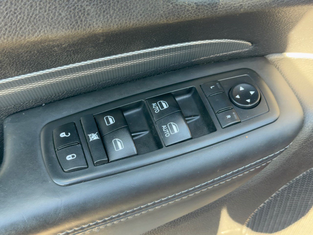 Used 2019 Dodge Durango R/T w/ Trailer Tow Group IV AWD/4WD image 15