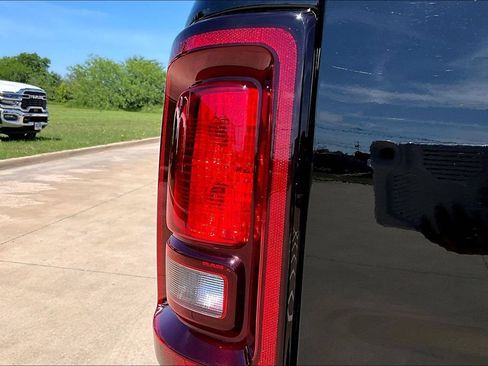 New 2026 RAM 2500 Big Horn AWD/4WD image 18