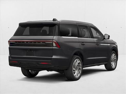 New 2026 Lincoln Navigator Black Label AWD/4WD image 2