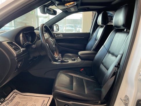 Certified 2020 Jeep Grand Cherokee Limited image 13