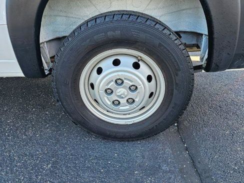 Used 2022 RAM ProMaster 2500 FWD image 33
