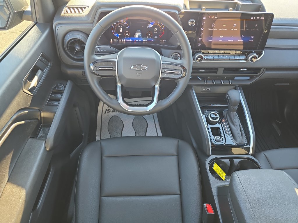 Used 2025 Chevrolet Colorado Trail Boss AWD/4WD image 28