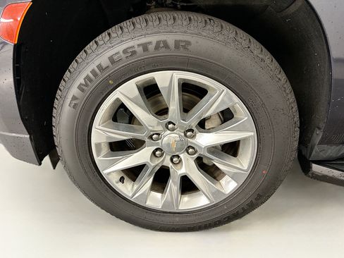 Used 2023 Chevrolet Tahoe Premier AWD/4WD image 37