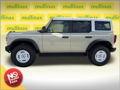 New 2026 Ford Bronco Heritage Edition AWD/4WD image 2