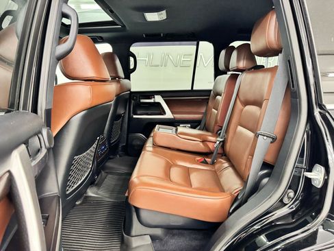 Used 2021 Toyota Land Cruiser AWD/4WD image 22