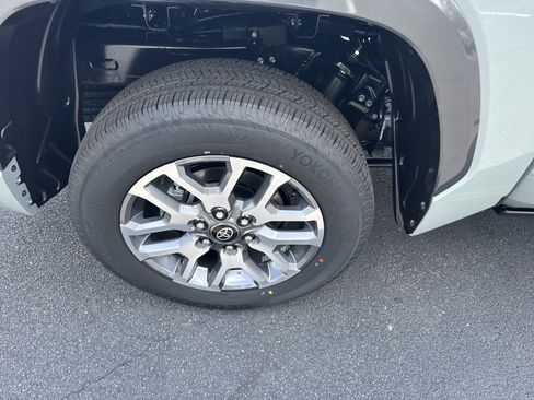 New 2026 Toyota Tundra 1794 Edition AWD/4WD image 11