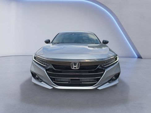 Used 2022 Honda Accord Sport image 9