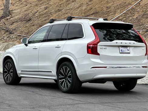 Certified 2023 Volvo XC90 T8 Plus AWD/4WD image 7
