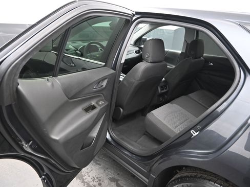 Used 2023 Chevrolet Equinox LT image 16