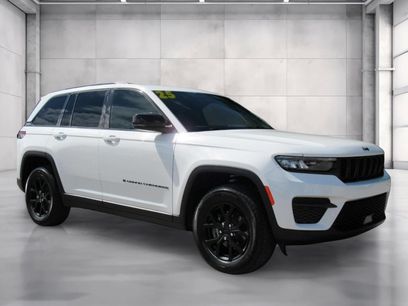 Certified 2025 Jeep Grand Cherokee Altitude