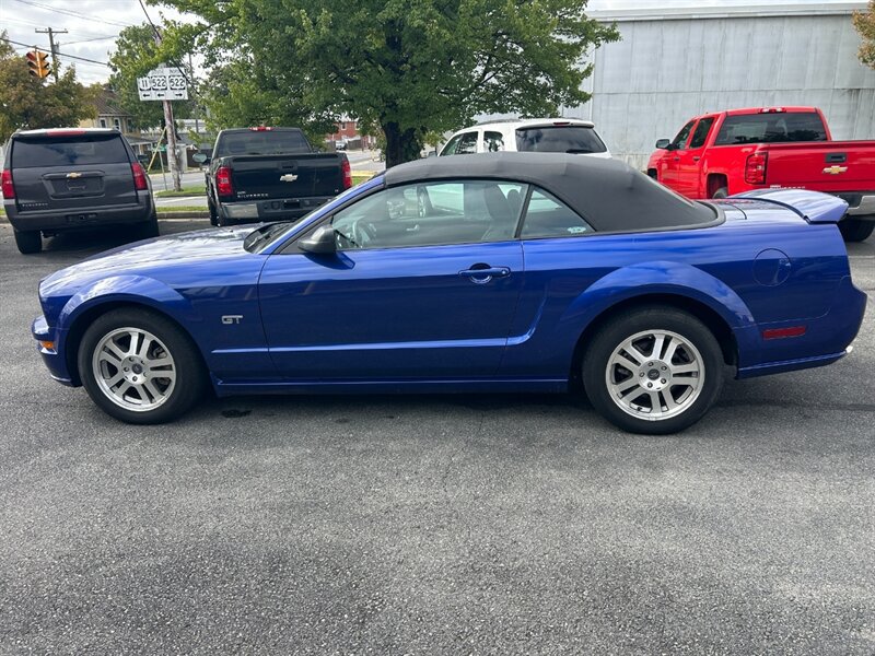 Used 2005 Ford Mustang GT Premium RWD image 6