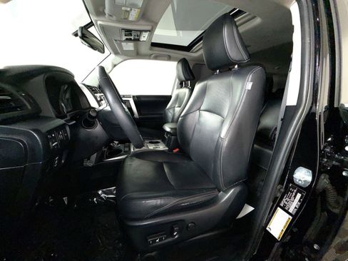 Used 2019 Toyota 4Runner Limited AWD/4WD image 13