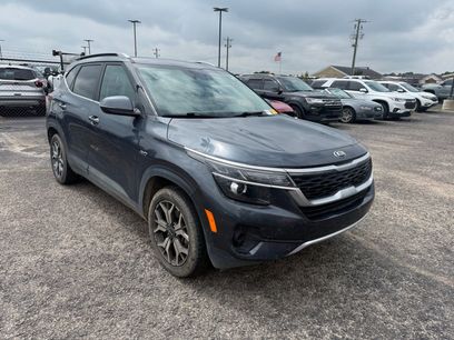 Used 2021 Kia Seltos EX