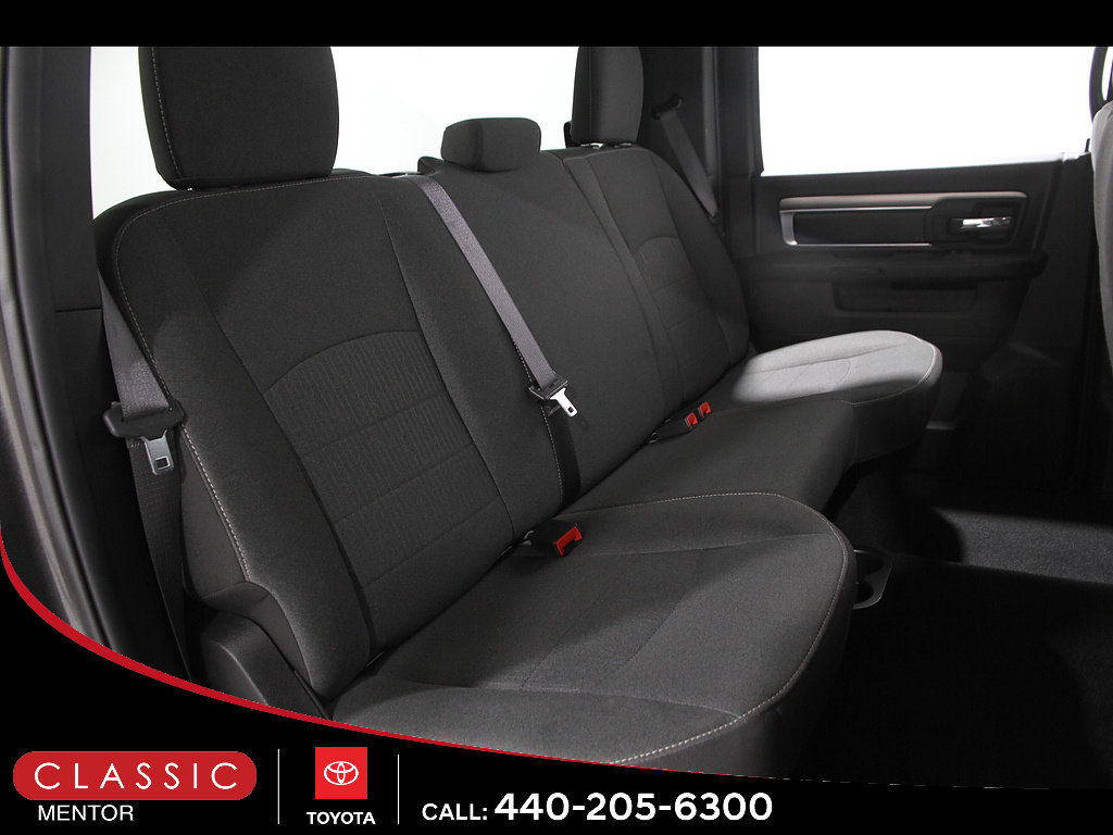 Used 2024 RAM 1500 Warlock AWD/4WD image 18