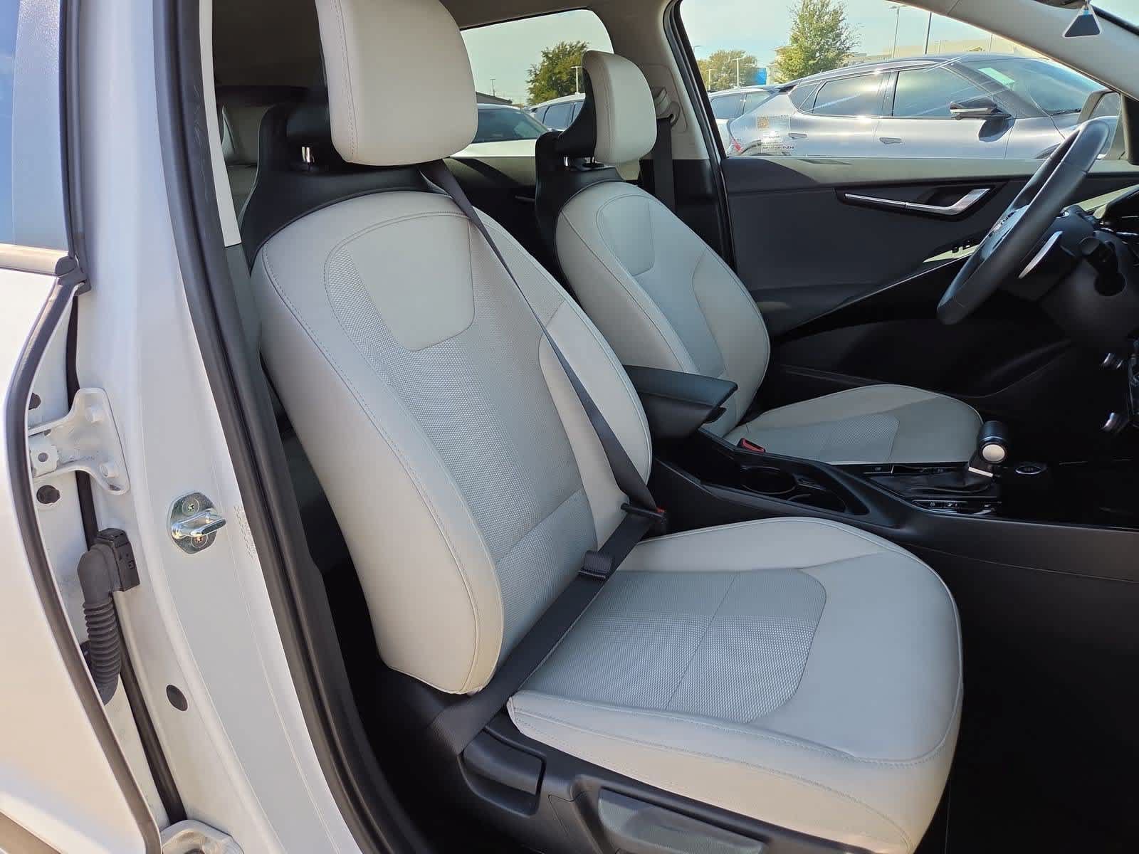 Certified 2023 Kia Niro EX FWD image 20