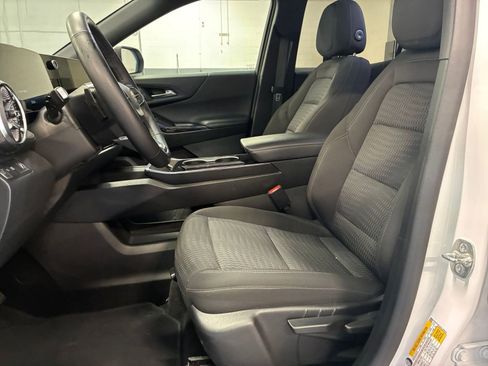 Used 2025 Chevrolet Equinox LT FWD image 36