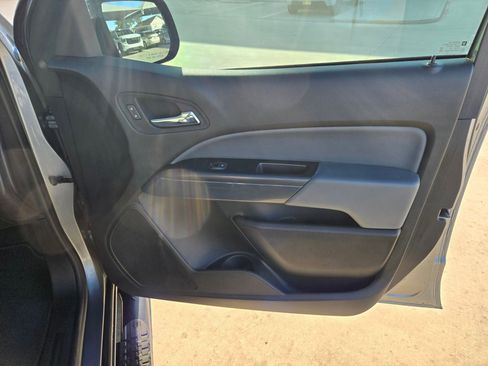 Used 2022 Chevrolet Colorado Z71 image 29