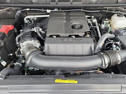 Used 2025 Nissan Frontier SV image 22