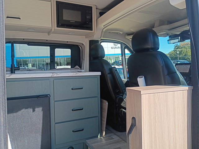 Used 2024 RAM ProMaster 3500 w/ Storage Group FWD image 25