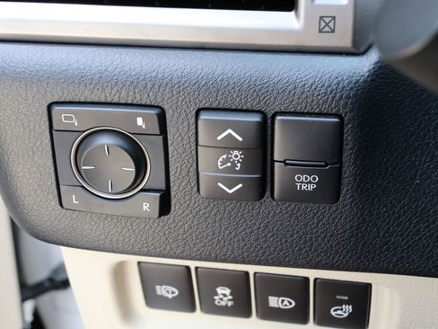 Used 2023 Lexus GX 460 Premium AWD/4WD image 15
