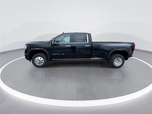 New 2026 GMC Sierra 3500 Denali Ultimate image 5