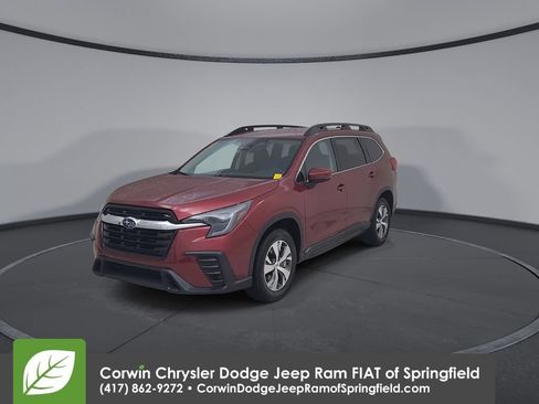 Used 2025 Subaru Ascent Premium AWD/4WD image 6