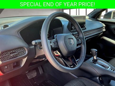 Used 2024 Honda HR-V Sport image 16