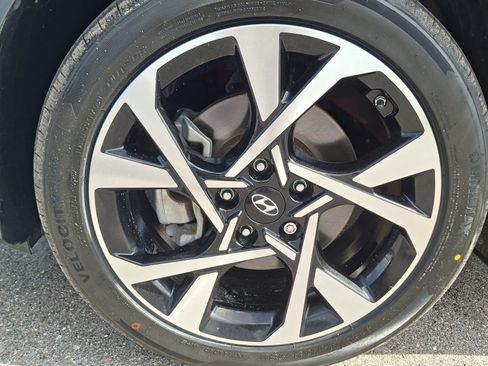 Used 2023 Hyundai Kona Limited FWD image 24