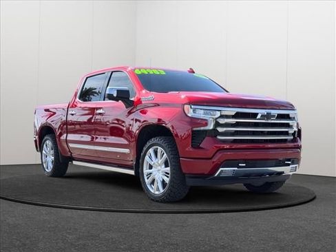 Used 2025 Chevrolet Silverado 1500 High Country image 5