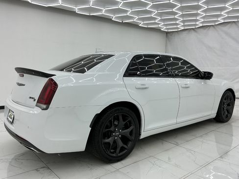 Used 2021 Chrysler 300 S RWD image 12