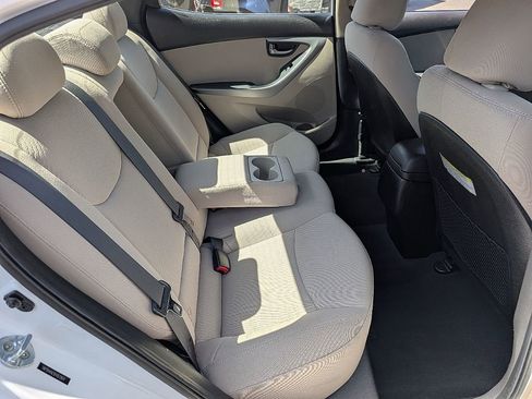 Used 2015 Hyundai Elantra SE w/ Option Group 02 FWD image 20
