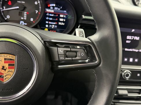 Certified 2025 Porsche Macan image 50