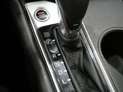 Used 2025 Nissan Altima 2.5 SV FWD image 22