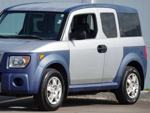 Used 2006 Honda Element LX image 40