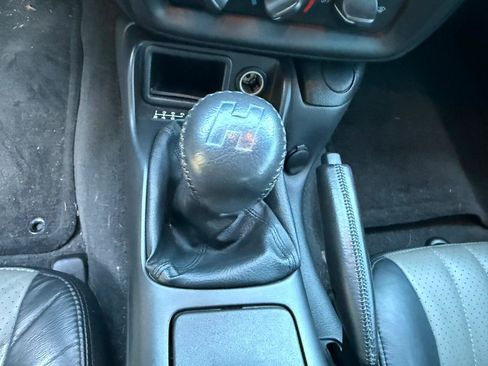 Used 2002 Chevrolet Camaro Z28 w/ SS Performance/Appearance Pkg RWD image 33