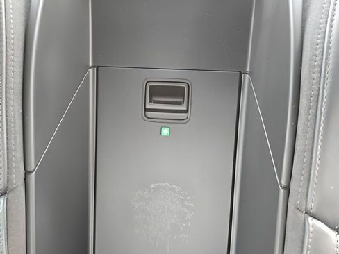 Used 2012 Audi A8 4.2 image 38