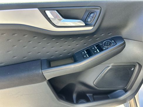 Used 2020 Ford Escape SE AWD/4WD image 10