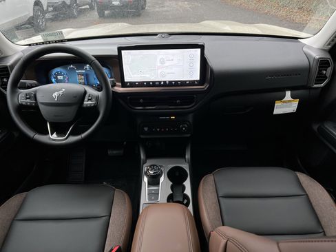 New 2025 Ford Bronco Sport Outer Banks w/ Outer Banks Tech Package+ image 23