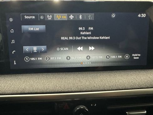 Used 2025 Nissan Kicks SV AWD/4WD image 26