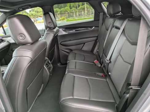 Certified 2024 Cadillac XT5 Premium Luxury FWD image 13