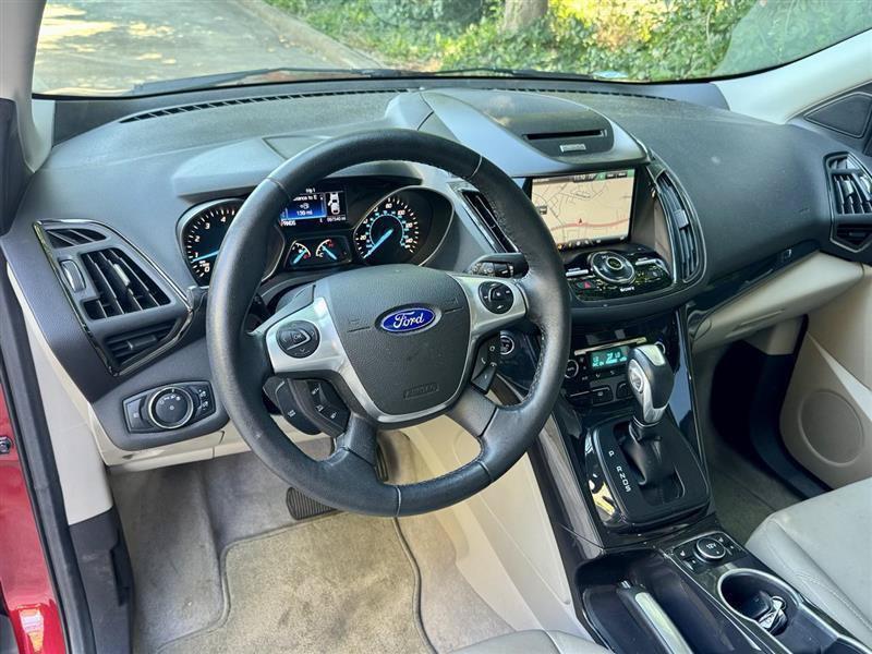 Used 2014 Ford Escape Titanium w/ Equipment Group 401A FWD image 13