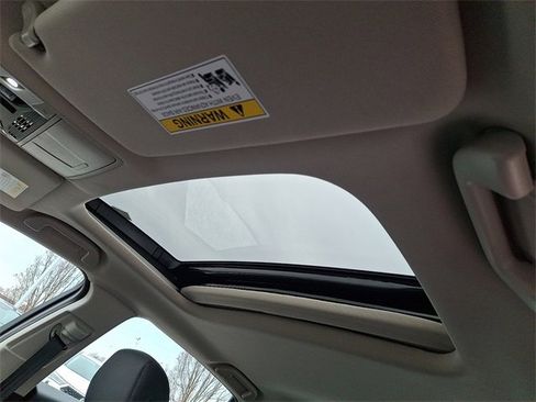 Used 2025 Acura TLX Technology Package image 15