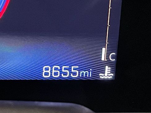 Used 2024 Chevrolet Trax LT image 6