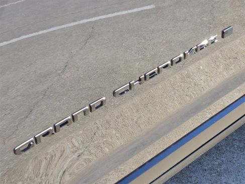 New 2025 Jeep Grand Cherokee Altitude image 11