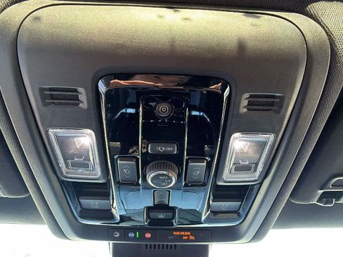 New 2026 GMC Yukon XL Elevation w/ Elevation Premium Package image 19