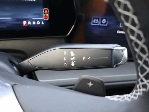 New 2026 Chevrolet Traverse LT image 9